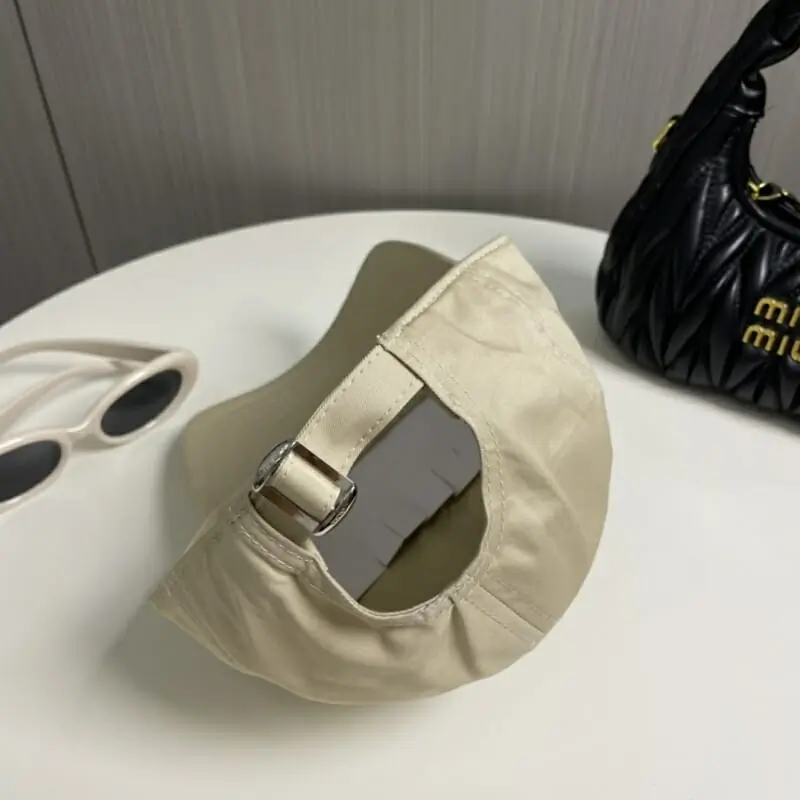 celine casquette s_126a3024